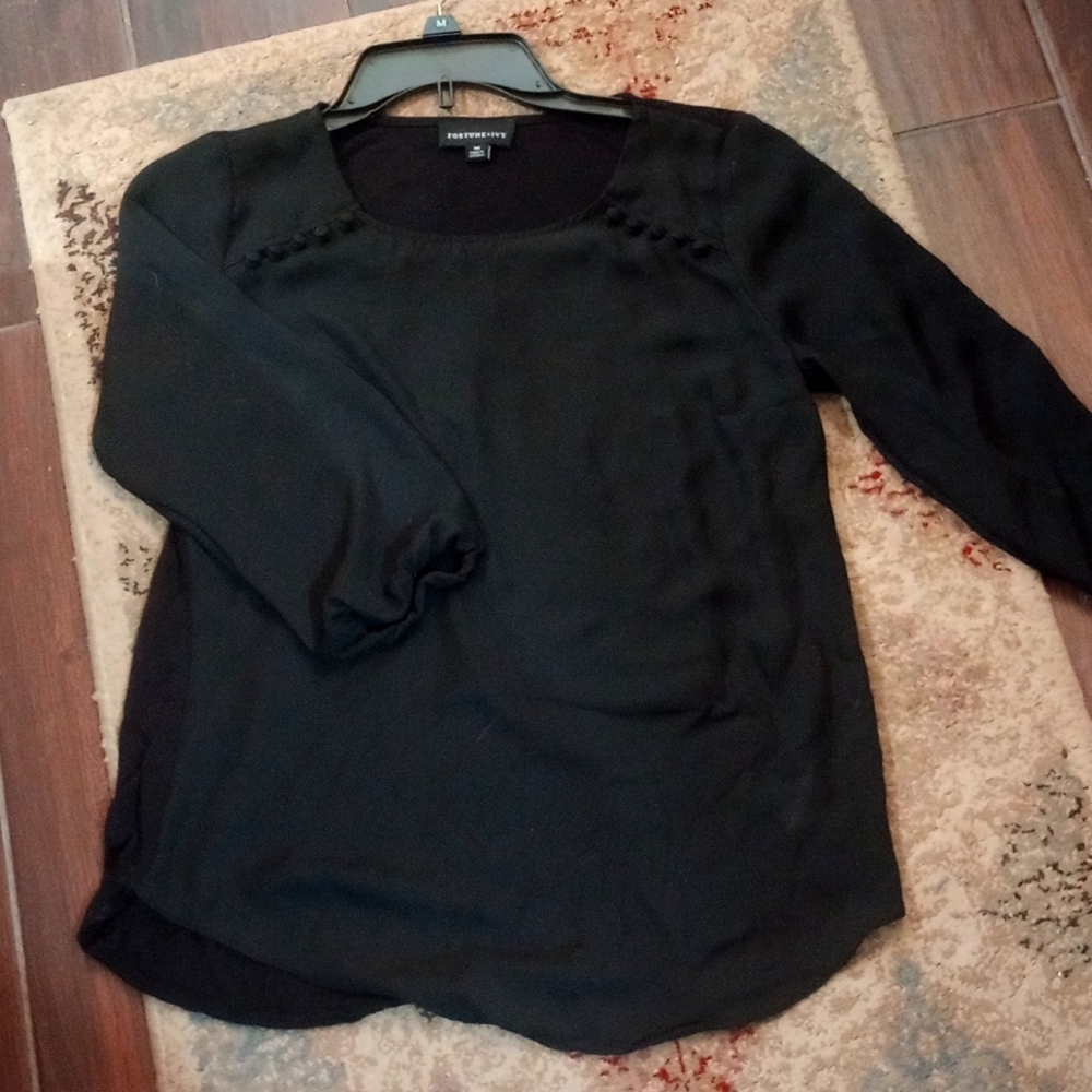 Blouse - Picture 2 of 4